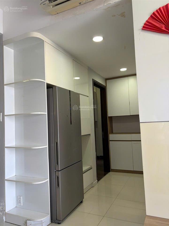 Bán wilton tower 68m² 2pn tầng 11 view hồ bơi ban công đông nam sổ hồng giá 6,85 tỷ