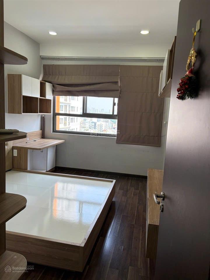 Bán wilton tower 68m² 2pn tầng 11 view hồ bơi ban công đông nam sổ hồng giá 6,85 tỷ