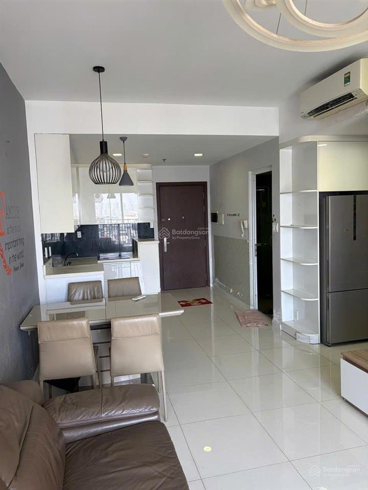 Bán wilton tower 68m² 2pn tầng 11 view hồ bơi ban công đông nam sổ hồng giá 6,85 tỷ