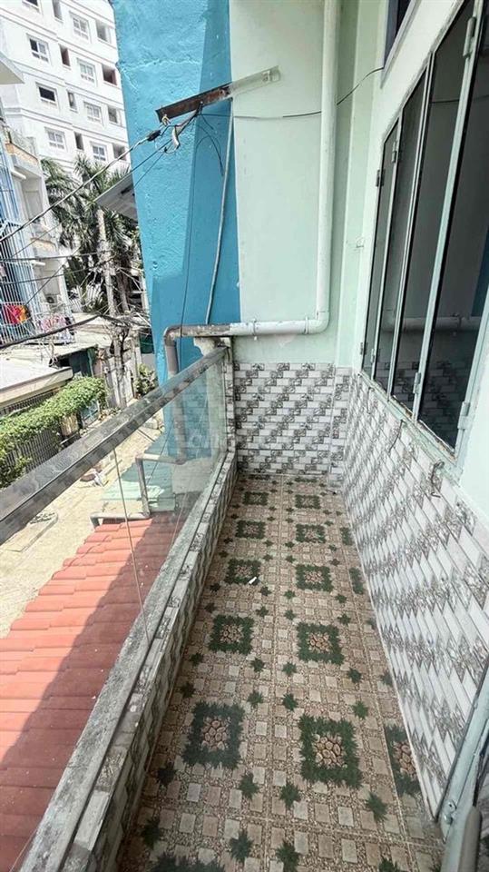 Nhà hẻm xe hơi 8 mét , gần Đầm Sen, khu dân trí cao, quận Tân Phú