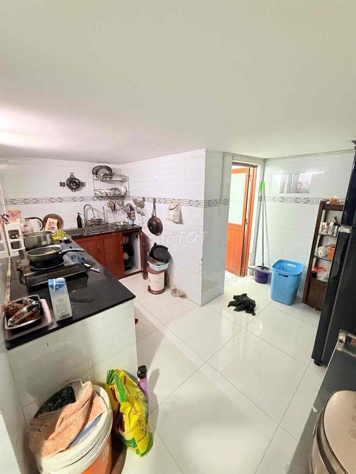 NHÀ TÂN KỲ TÂN QUÝ, HẺM 8M, SỔ HỒNG RIÊNG, CÔNG CHỨNG NHANH