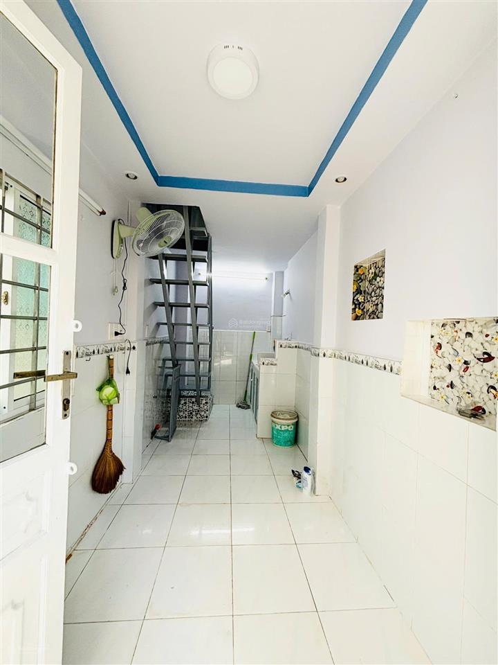 Nhà mini hẻm thông thoáng phạm văn chí q6 chỉ 1 tỷ 590 sổ riêng