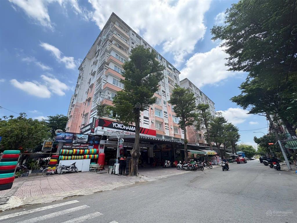 Căn hộ bình phú 1  mt đường số 23 đã có sổ chỉ 2,7 tỷ 2pn tầng thấp