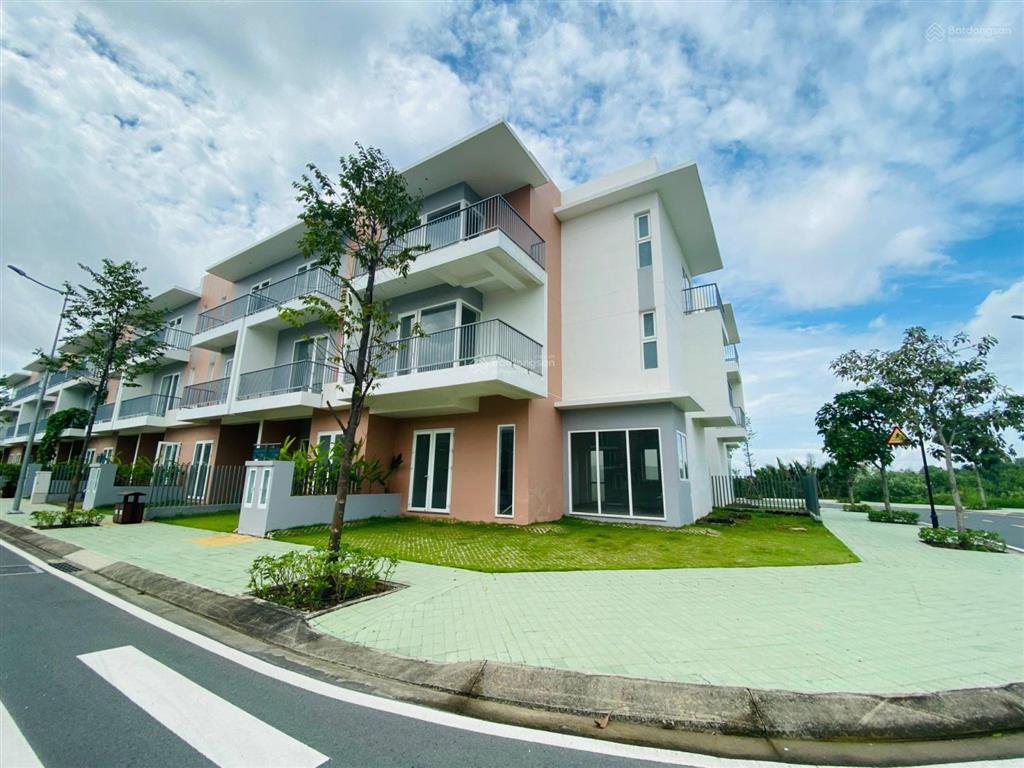Shophouse mt 30m dragon village chỉ 8,2 tỷ  đã có sổ hồng  0938 030 *** xem nhà ạ