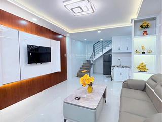 Nhà đẹp lạc long quân gần ngay ub quận  2pn sổ đầy đủ xem nhà ngay