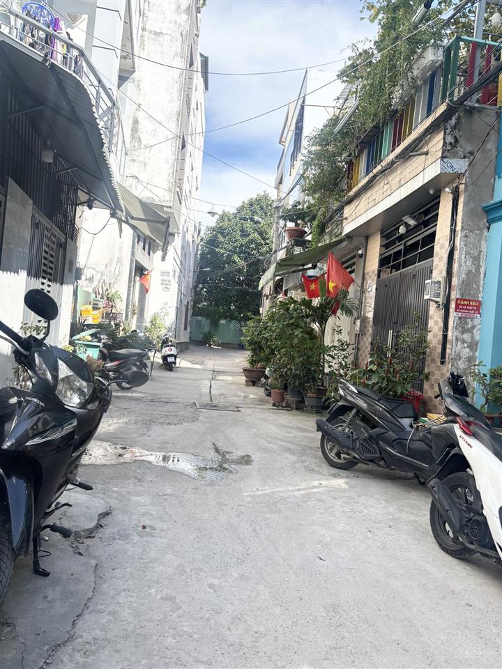 Nhà đẹp khu lê cơ nam hùng vương  an lạc 3pn rộng  sổ mới đẹp chỉ 5,15 tỷ