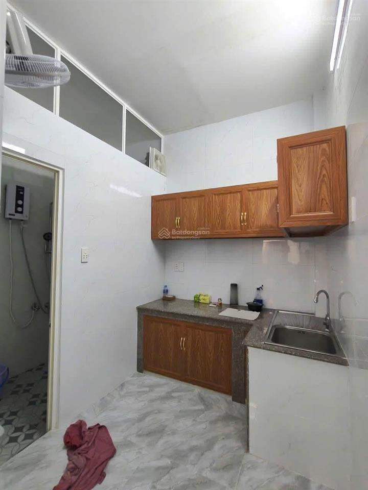 Nhà hẻm 3m nguyễn kim q10  2pn nhà sạch sẽ chỉ 12 triệu  0938 030 ***