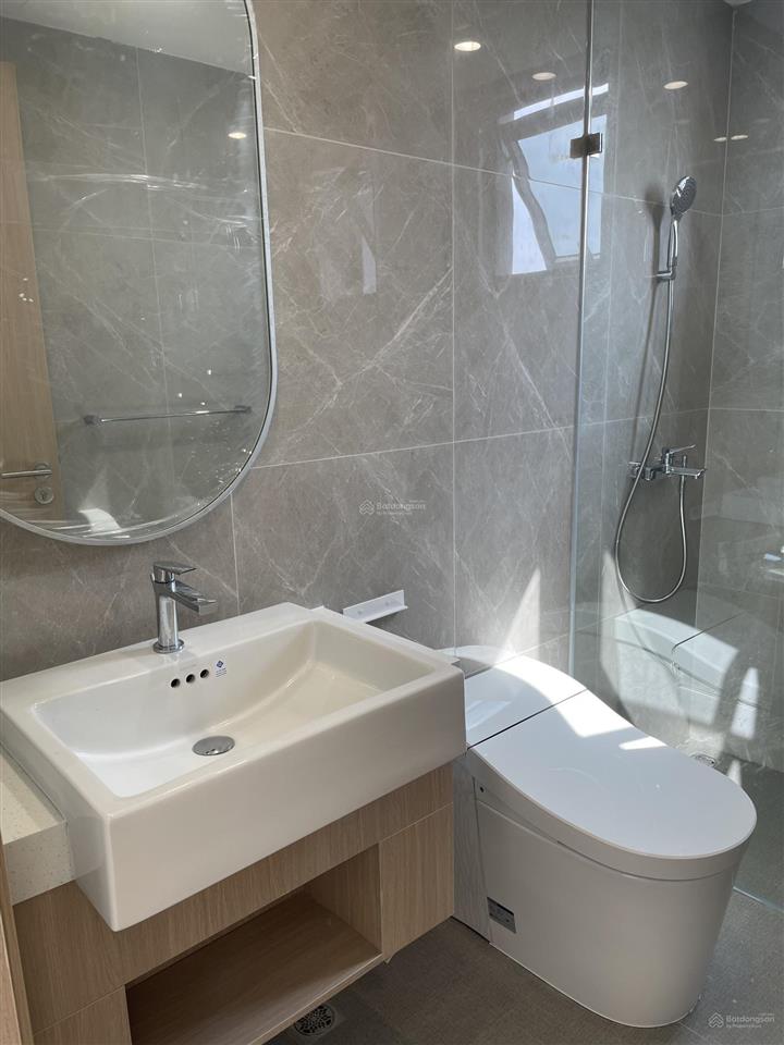 Chính chủ bán căn 2pn 2 view masteri center point, 76m², lầu cao, view công viên, giá 6,1 tỷ