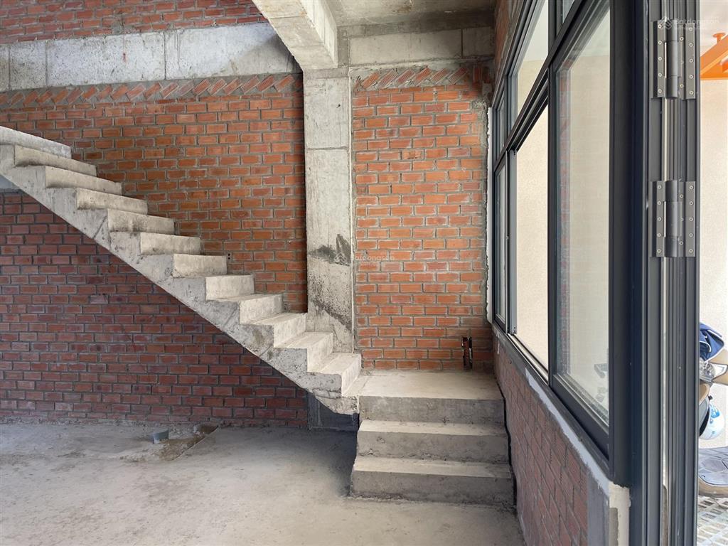 Chính chủ bán nhà phố elite life 5,35x15m, 1t 2l, nhà thô, giá 4,4 tỷ, bao phí, tl