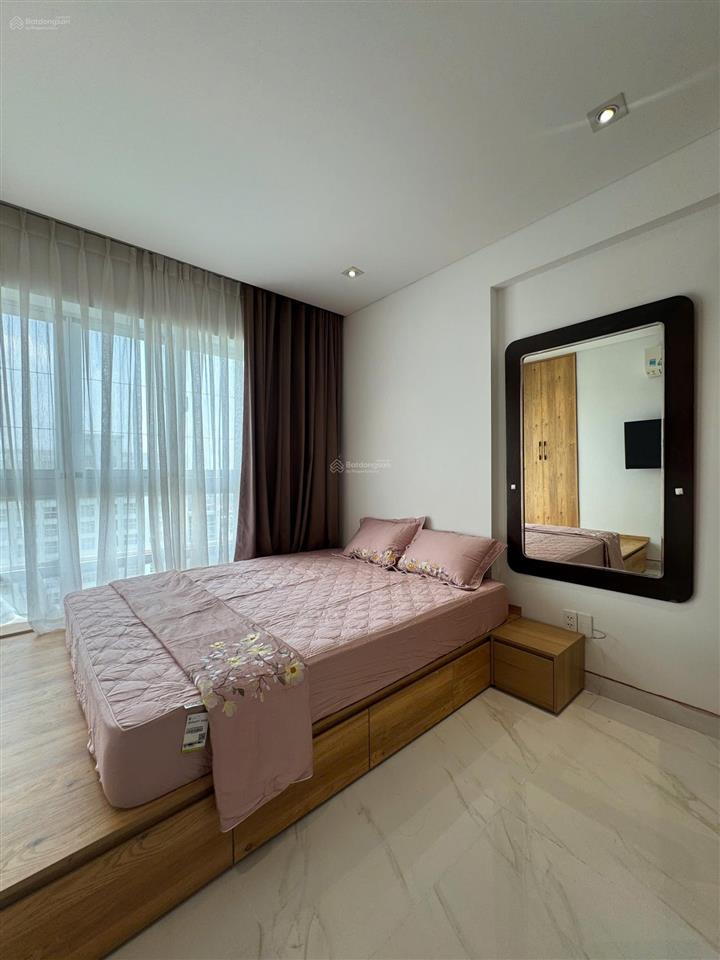 Bán happy valley 135m2 block n căn góc hướng đông nam view hồ bán nguyệt, nhà mới, 0906 954 ***
