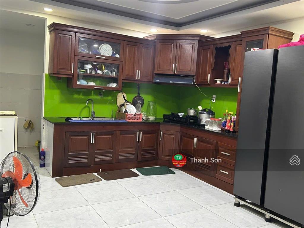 Chủ cần bán gấp nhà 3 tầng mặt tiền dương công khi