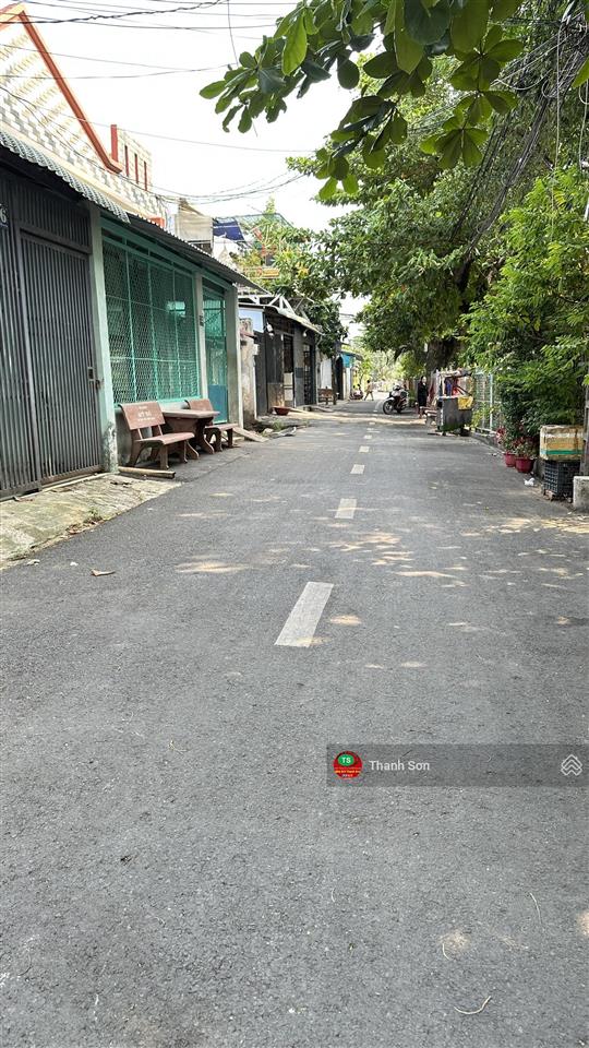 Bán nhà 143m2 trệt, 1 lầu shr gần chợ hóc môn