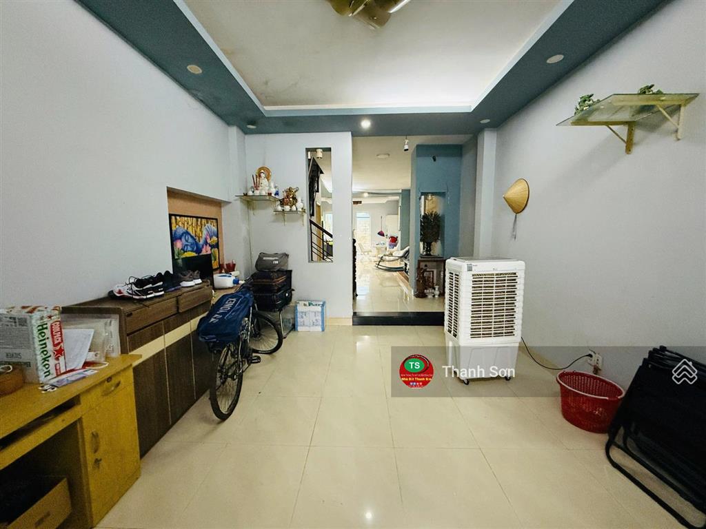 Bán nhà 143m2 trệt, 1 lầu shr gần chợ hóc môn