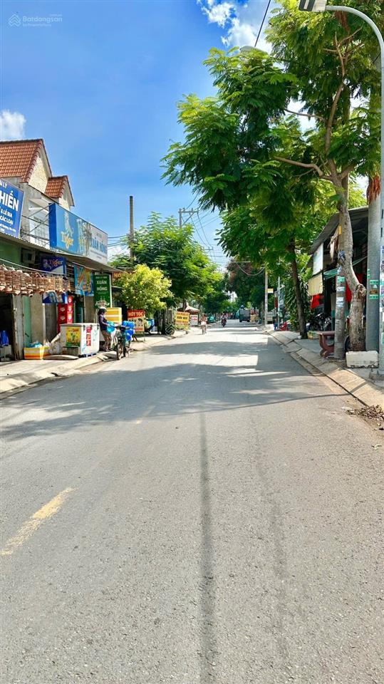 Bán đất 387m2 góc 2 mặt tiền đường nhựa xã bà điểm