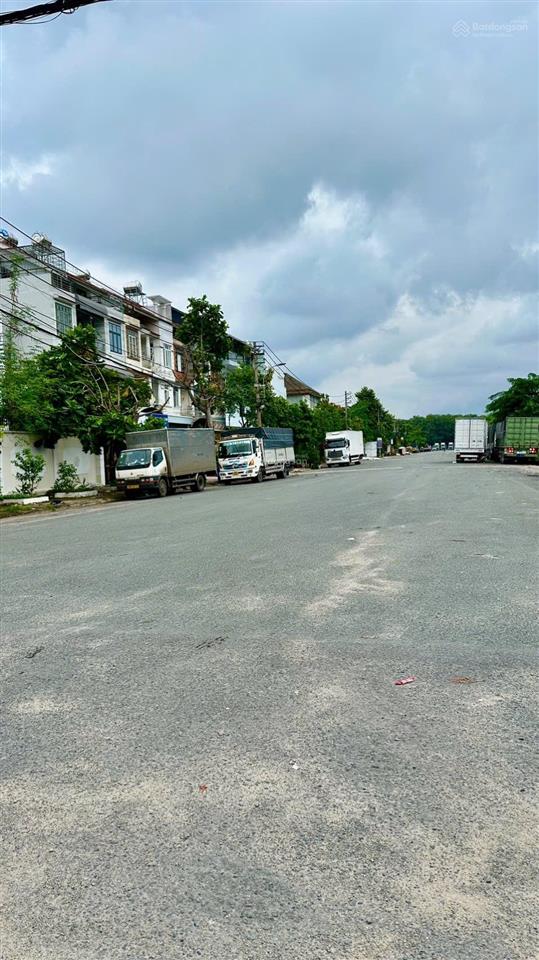 Bán nền đất 160m2 xây dựng biệt thự xã bà điểm
