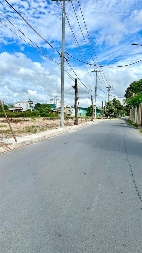 Bán đất thổ cư dt 100m2 sổ hồng riêng mặt tiền đường xuân thới thượng 53