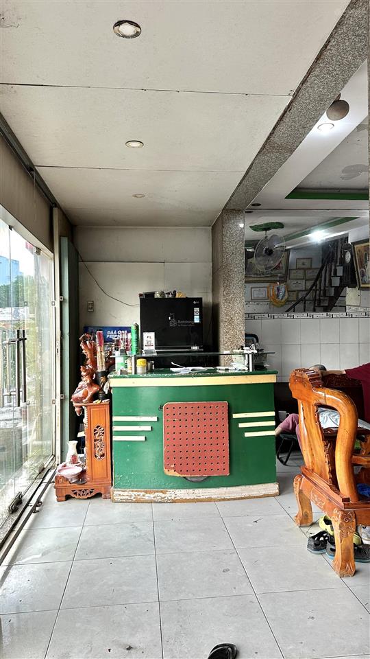 Bán đất  tặng nhà đường trần thị cẩm. có 14 phòng cho thuê. shr
