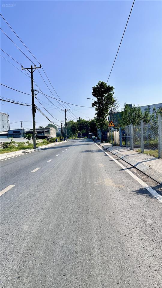 Xưởng cho thuê dt 745m² đường dương công khi
