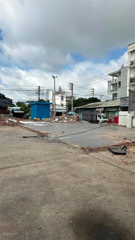 Bán đất mặt tiền kinh doanh đường tiền lân 14. dt 105m2