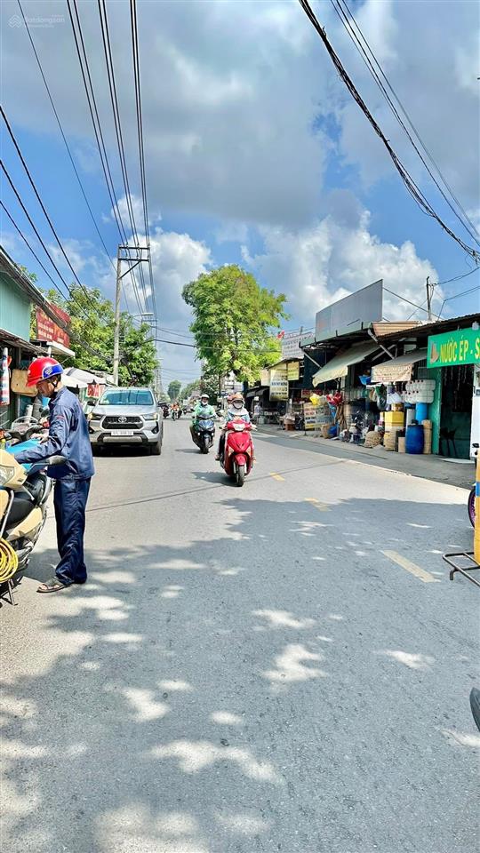 Bán đất 120m2 mặt tiền phan văn hớn gần chợ xuân thới thượng