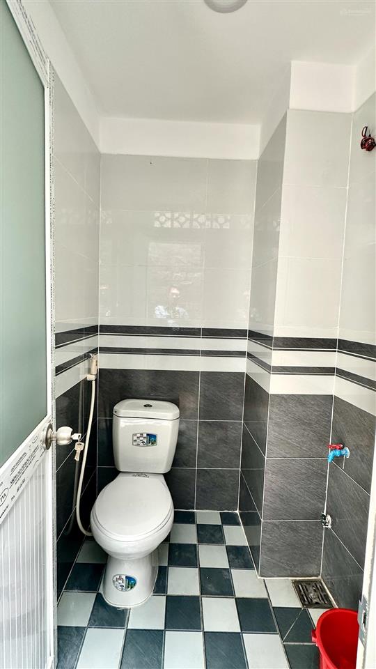 Bán nhà 3 phòng ngủ ngay ngã tư trung chánh, xã bà điểm