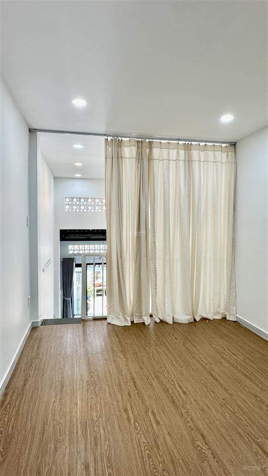 Bán nhà 3 phòng ngủ ngay ngã tư trung chánh, xã bà điểm