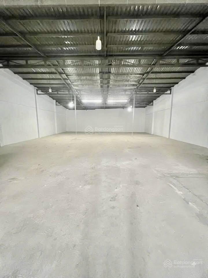 Cho thuê kho xưởng dt 350m2 mặt tiền nguyễn thị đành, xuân thới sơn