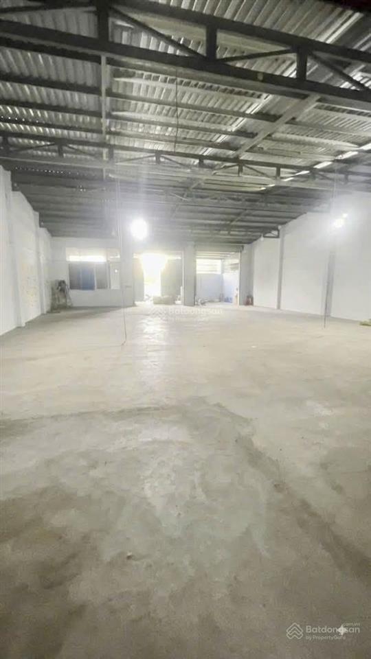 Cho thuê kho xưởng dt 350m2 mặt tiền nguyễn thị đành, xuân thới sơn