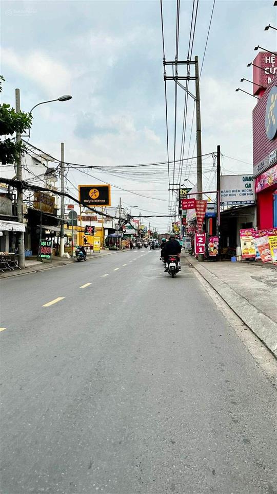 Cho thuê mặt tiền phan văn hớn, bà điểm, hóc môn, thích hợp đa ngành nghề, 270m2, giá 17 triệu