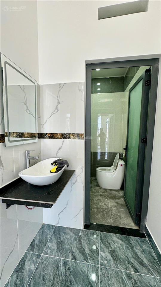 Nhà đẹp giá tốt sổ hồng riêng gần chợ chữ s đường trần văn mười