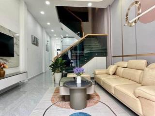 Chính chủ cần bán nhà gần chợ, xã bà điểm. 3 phòng ngủ, sổ hồng riêng
