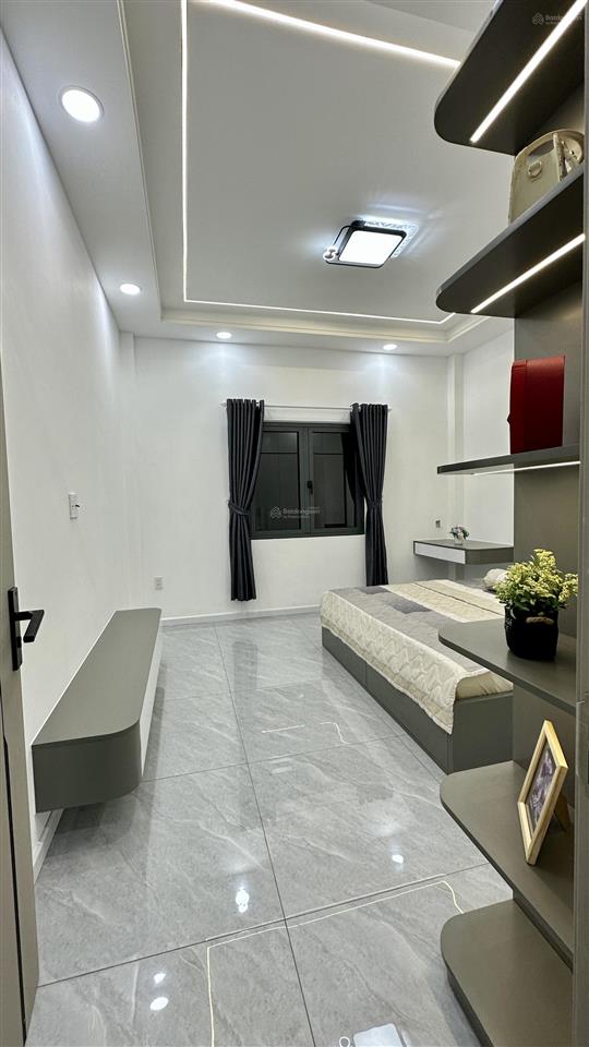 Chính chủ cần bán nhà gần chợ, xã bà điểm. 3 phòng ngủ, sổ hồng riêng