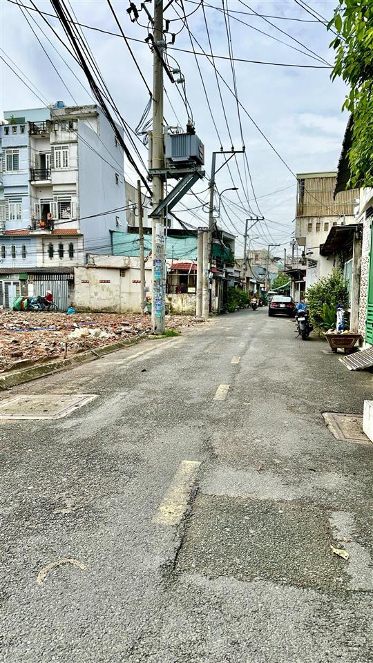 Cần bán đất thổ cư 98m2 sổ hồng riêng gần chợ trung chánh