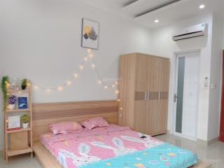 Chính chủ cho thuê chdv full nt đối diện trường rmit q7, cách vivo city, đh tôn đức thắng 500m