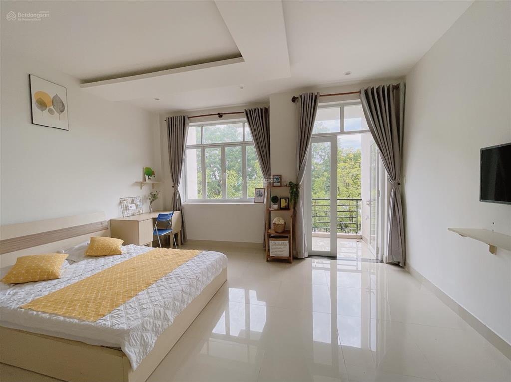 Chính chủ cho thuê chdv full nt đối diện trường rmit q7, cách vivo city, đh tôn đức thắng 500m