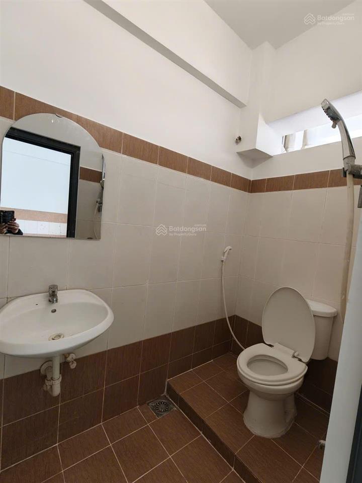 Bán ch h3 hoàng diệu, p. 6, q. 4, tp.hcm, 3,8 tỷ, 58,4m2, 2pn, view đẹp