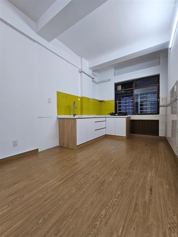 Bán căn hộ 1pn, 1wc, 50m2 tại chung cư tôn thất thuyết, giá cực chất 3,3 tỷ