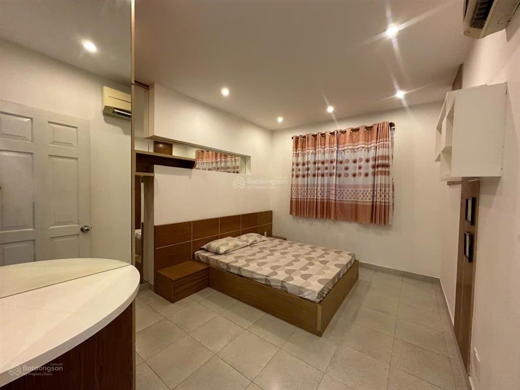 Bán căn hộ central garden, 328 võ văn kiệt, 4,7 tỷ, 70m2, 2pn, 2wc, giá cực tốt