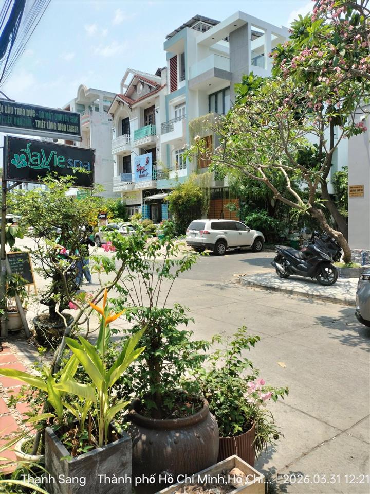 Nhà hẻm đường quốc hương khu thảo điền 1 trệt 3 lầu 4x22m 4 phòng tel 0906 856 *** sang