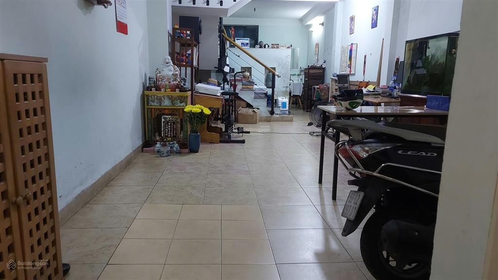 Nhà 1 trệt lửng 1 lầu sân thượng 4x17m 2 phòng hẻm c phạm hùng tel 0906 856 *** sang