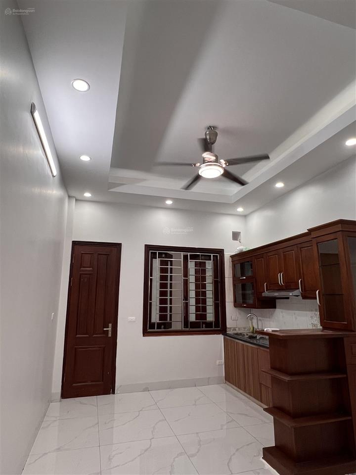 Bán nhà riêng tại 17/26/145 đường phúc lợi, 8,8 tỷ, dt 48,6 m2 giá cực chất
