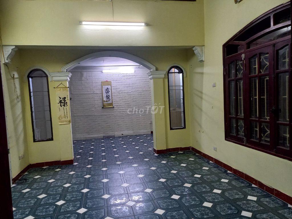 Cho thuê tầng 1 nhà số 99 ngõ 98 Thái Hà, Đống Đa, Hà Nội
