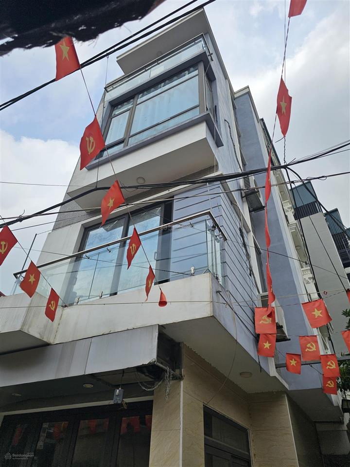 Hàng hiếm , căn góc gần chợ tổ 5 yên nghĩa, nghĩa lộ, 6,5 tỷ, 30,7m2, nr đẹp, pháp lý đầy đủ