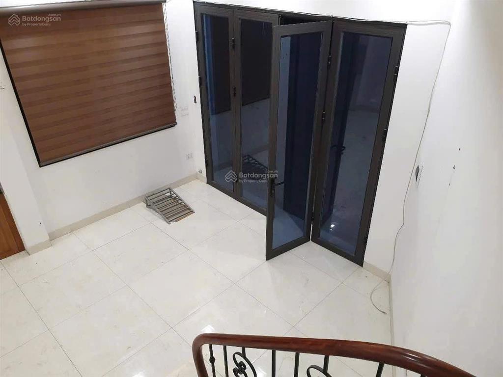 Bán nhà căn góc, 31m2 ngõ ô tô  sát chợ tổ 5  cạnh vành đai 4 yên nghĩa  giá rẻ 6.55 tỷ