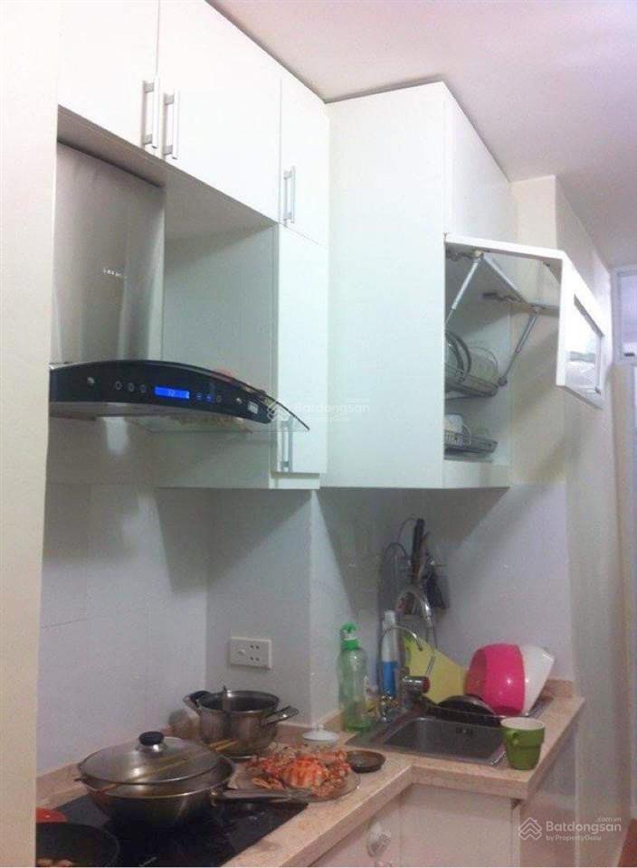 Cho thuê cc p506, c2 tập thể trung tự, 8.5 triệu, 80m2, 2pn, 2wc, đẹp, nhiều tiện ích