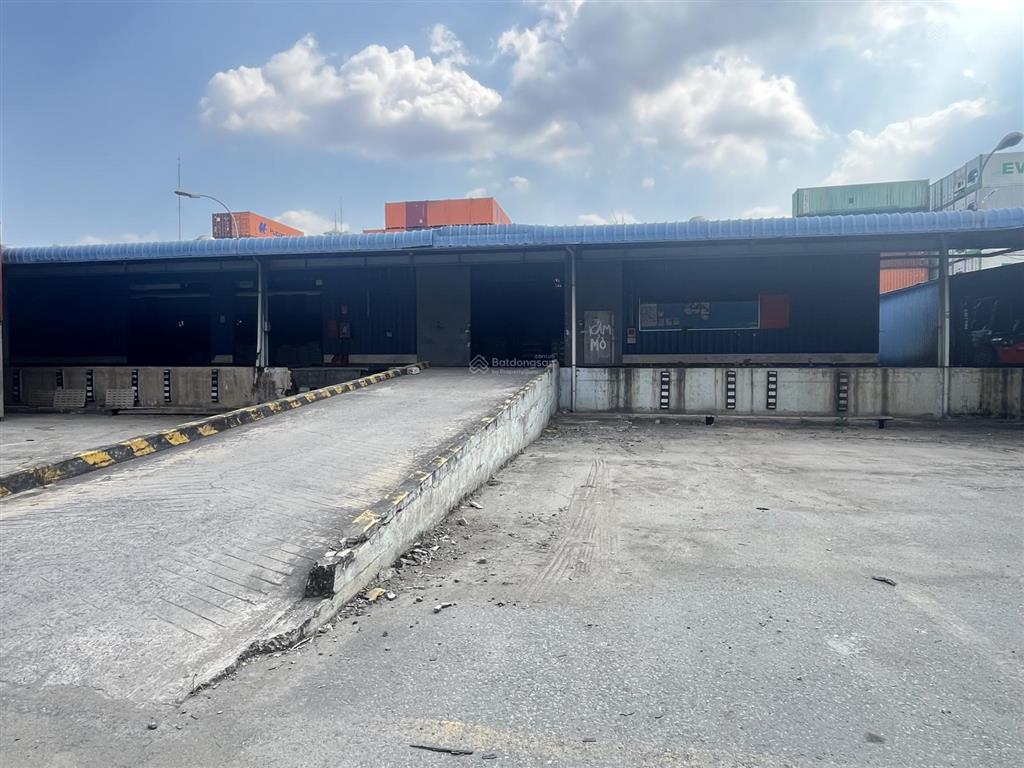 Cho thuê kho 2000m2, có dock cont, pccc tự động tại linh trung