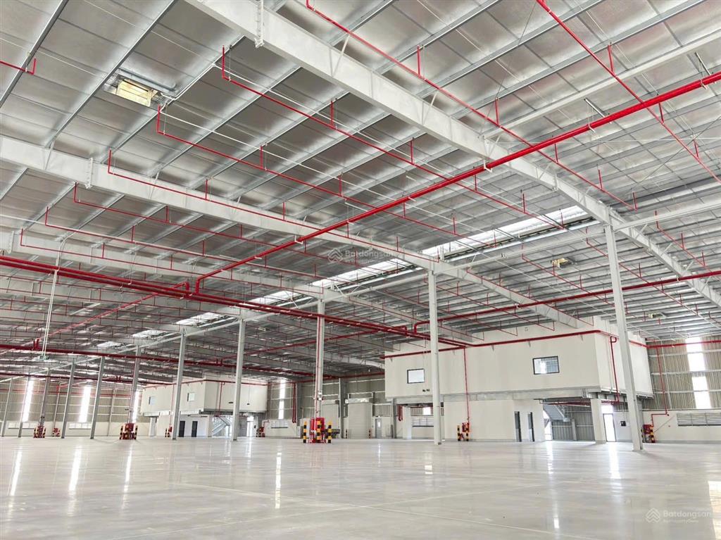 Cho thuê xưởng 5600m2 giá 83 ngàn/m2/th tại bình thuận giáp đồng nai