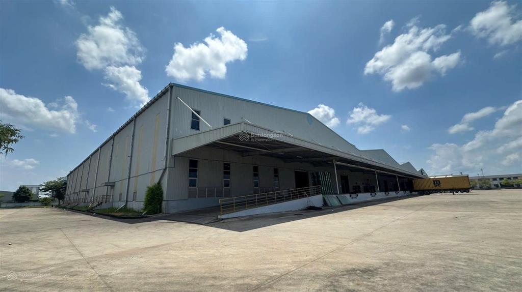 Cho thuê kho 25998m2 tại cần giuộc long an