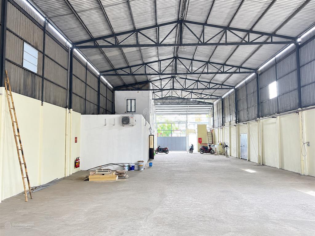 Cho thuê xưởng 900m2 pccc vách tường giá thuê 70tr/tháng tại bình chiểu thủ đức