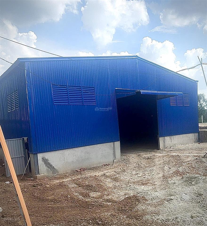 Cho thuê xưởng tại đất cuốc 2500m2 giá chỉ 150tr/tháng xưởng mới đẹp
